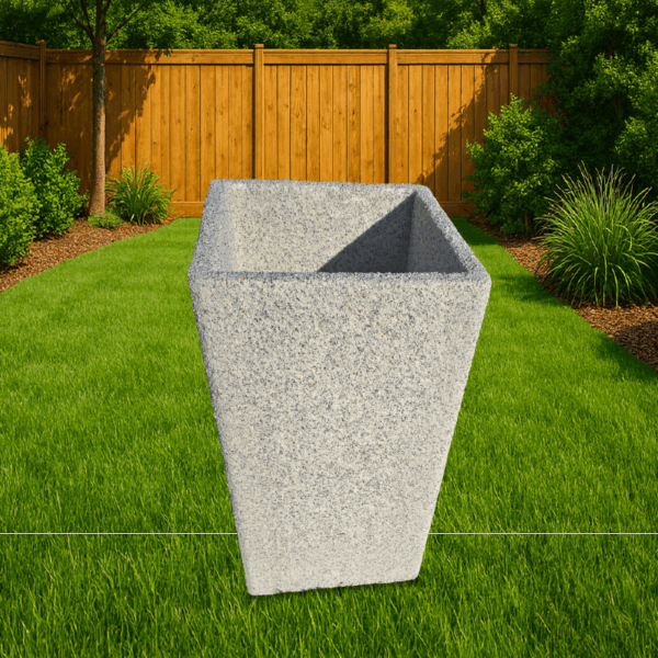 GARDEN VASE CUBE LARGE 80x26