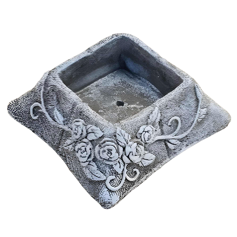 549 VASE RUZICA PYRAMID - Image 1